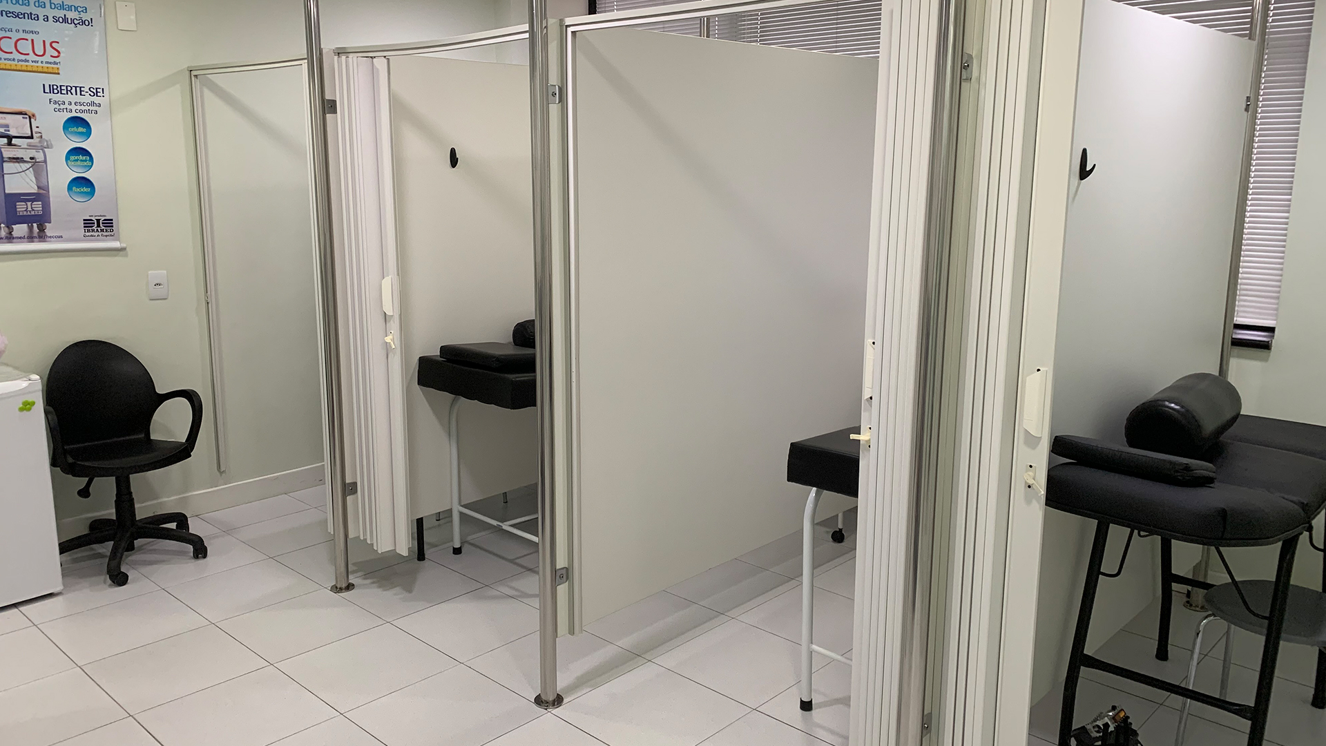 Banner Fisioclinica com imagens da clinica e nossa instalações.